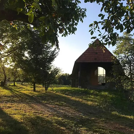 The Grange In Cantal Parlan