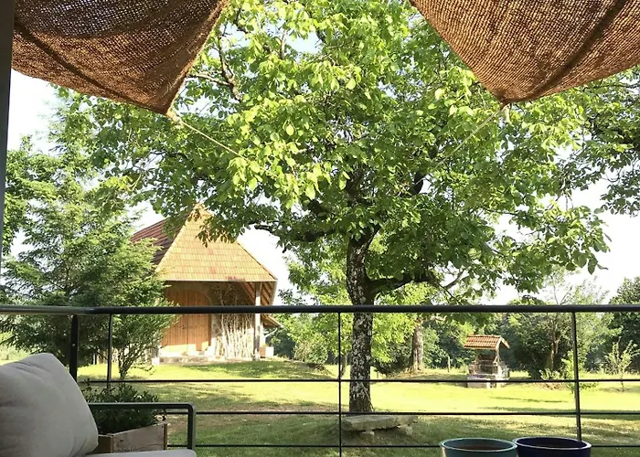 The Grange In Cantal Parlan